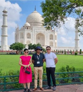 Story Teller Sandeep Local Tour Guide in Agra